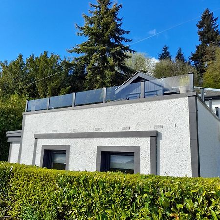 Cosy Lochside Cottage With Mountain And Sea Views Clynder Exteriör bild