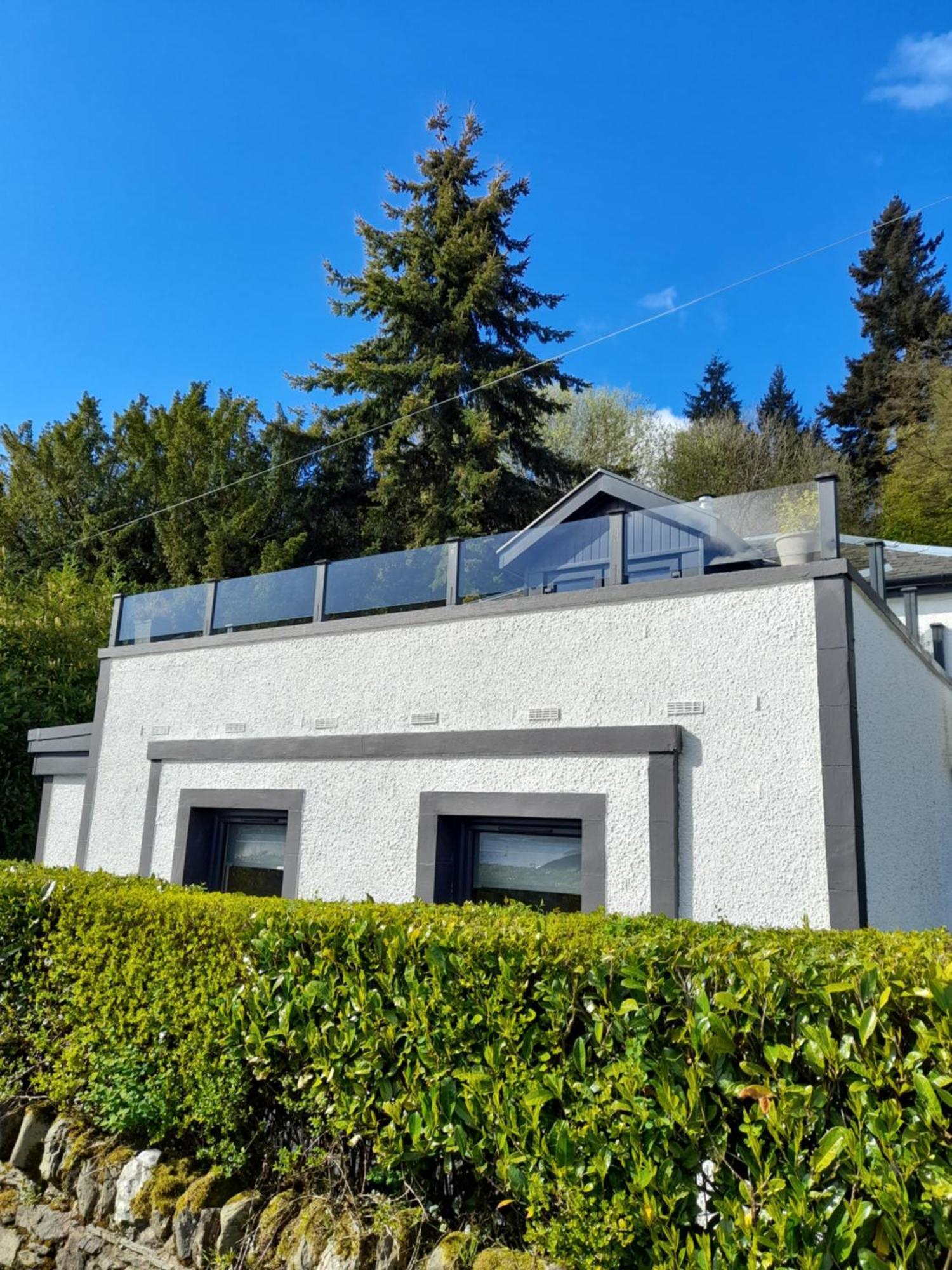 Cosy Lochside Cottage With Mountain And Sea Views Clynder Exteriör bild